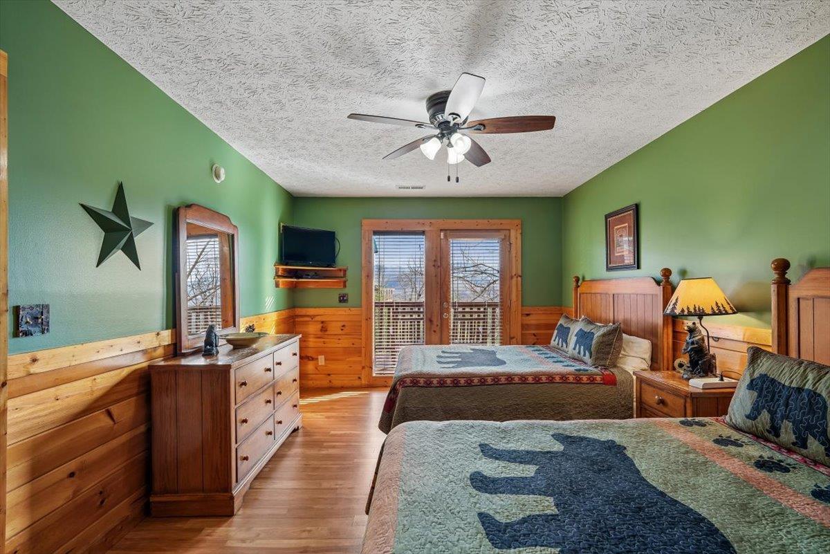 48Bedroom