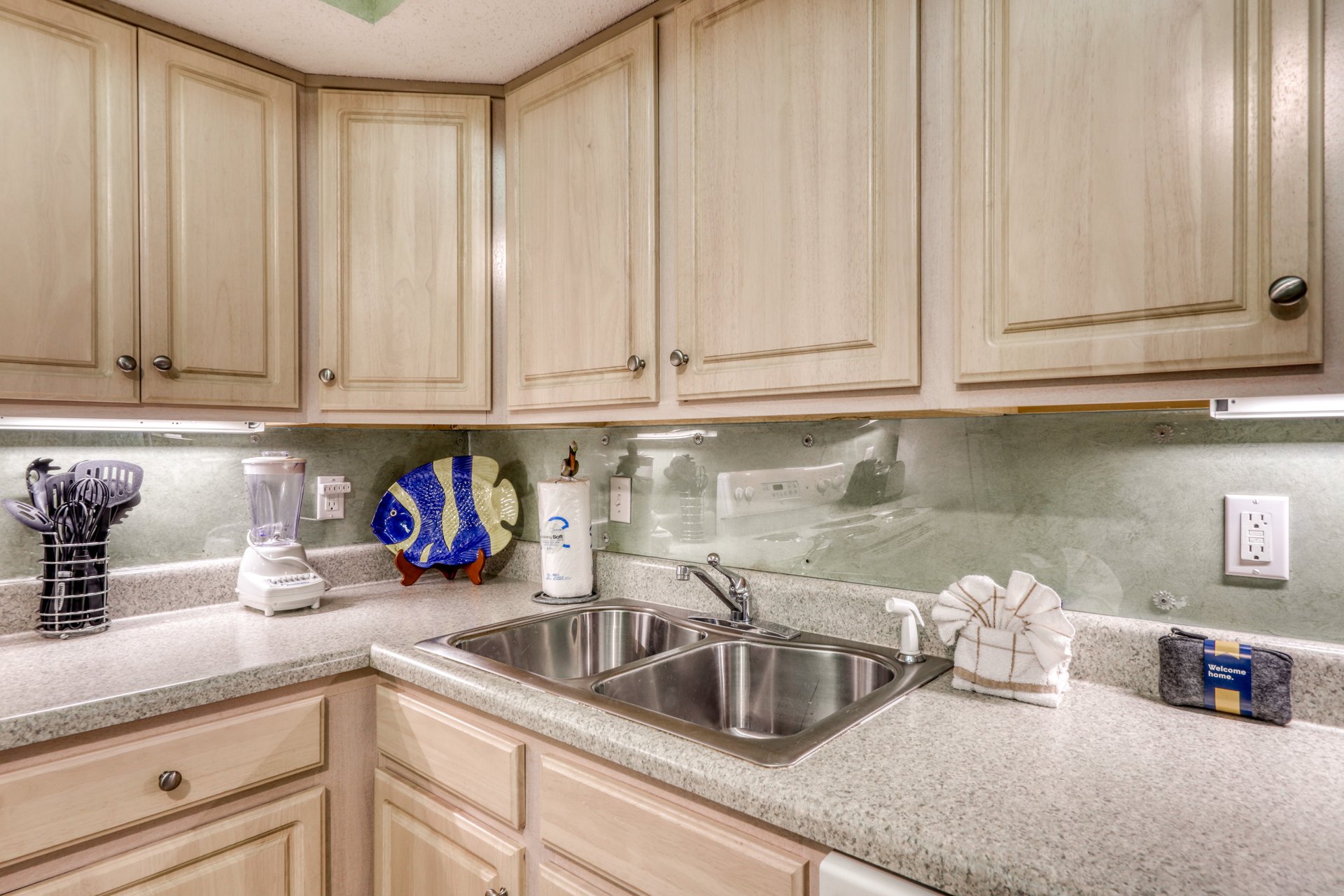 Pelican Pointe 106 15