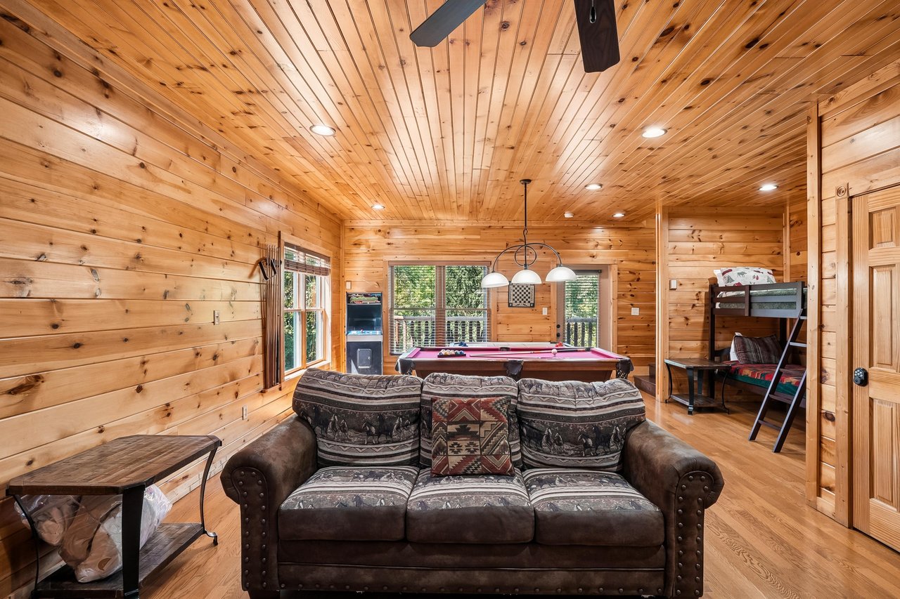 28Recreation Room