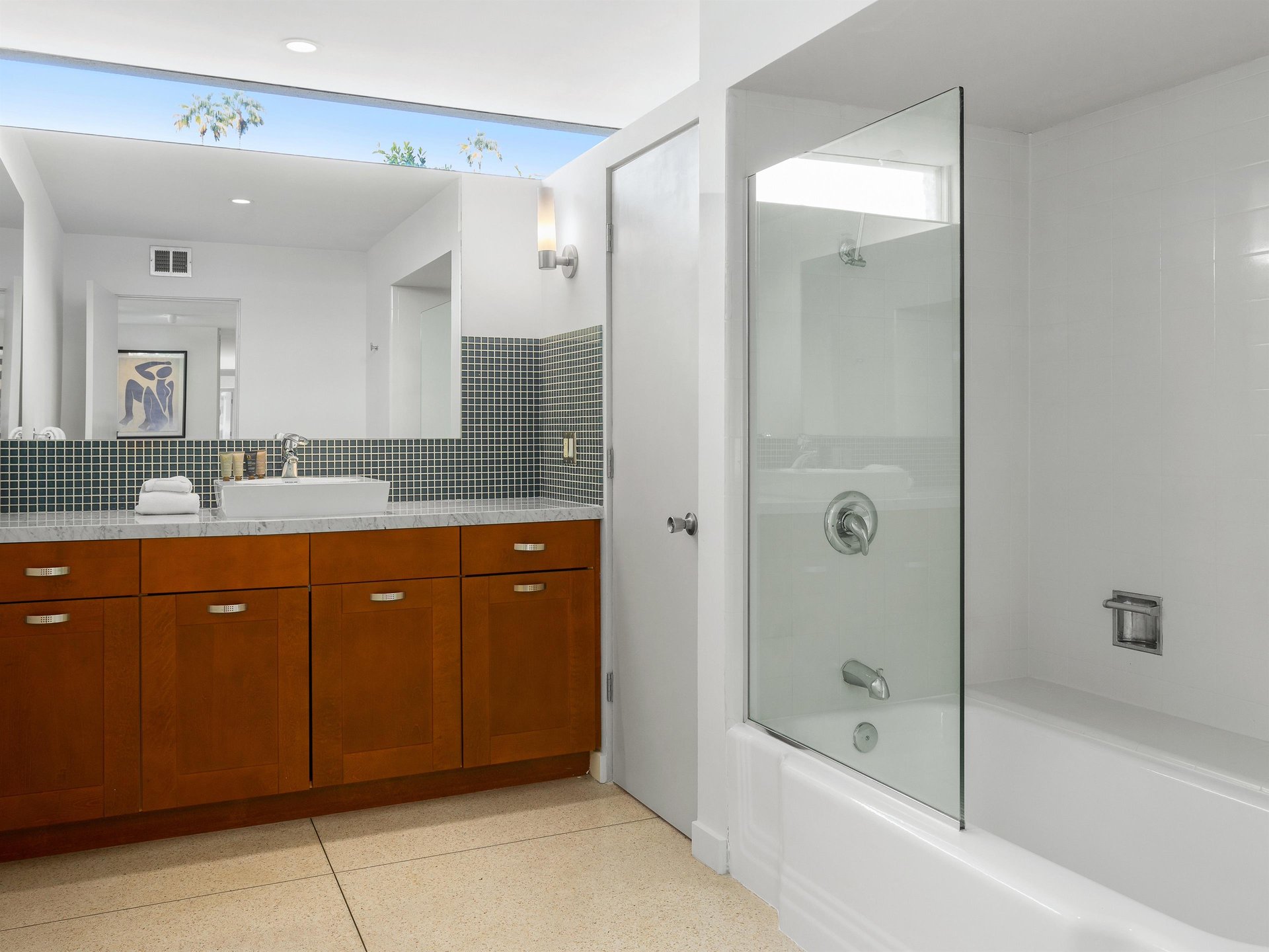 Ensuite bath