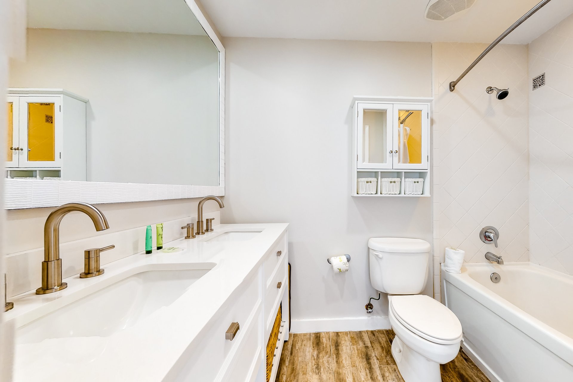 Luau 7901 Penthouse Combo 11