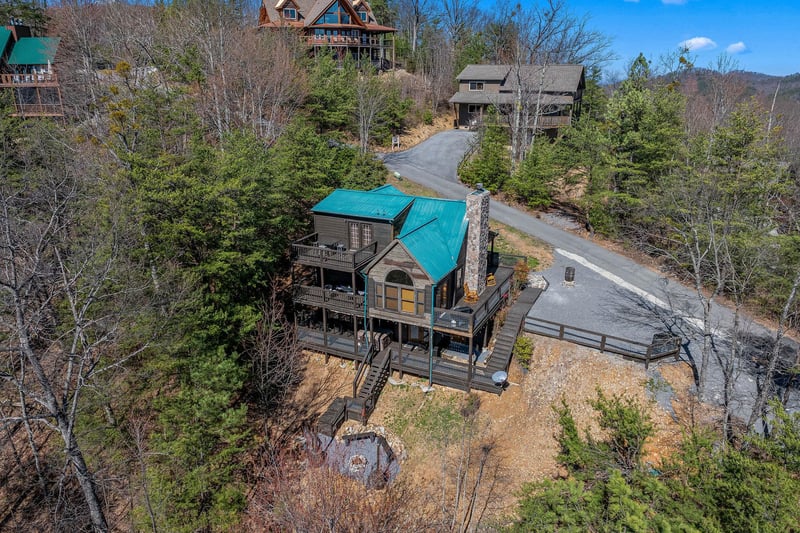 aerial rear exterior