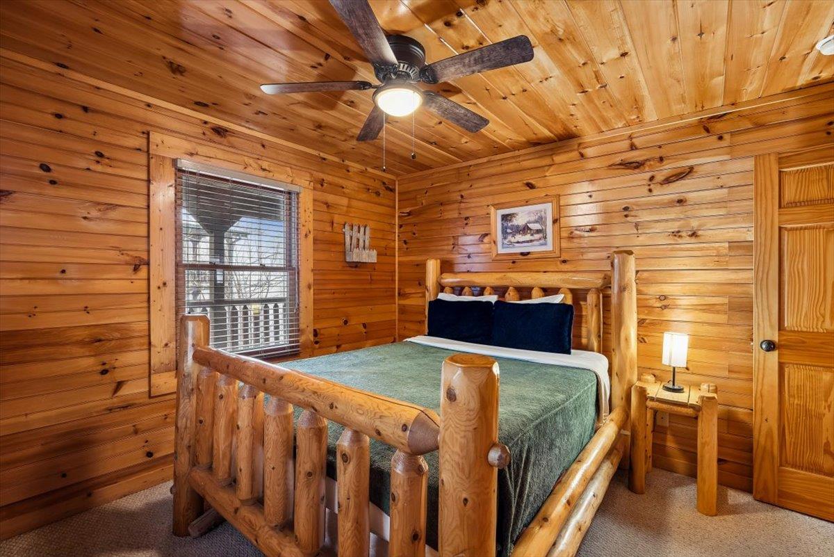 32Bedroom 2