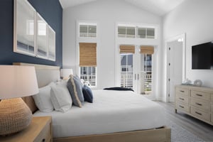 2nd Floor King Primary Suite