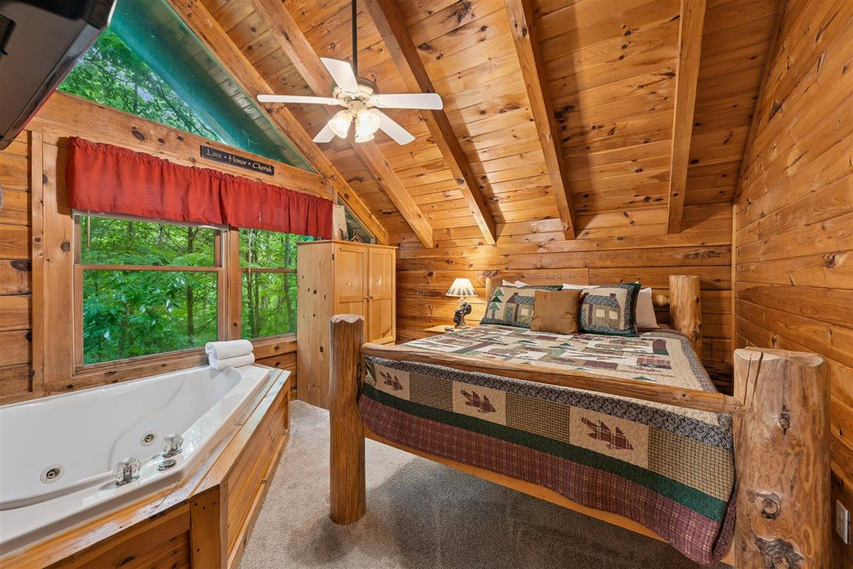 43Bedroom