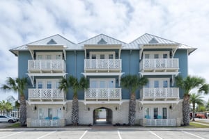 Welcome to Seaside Cabana