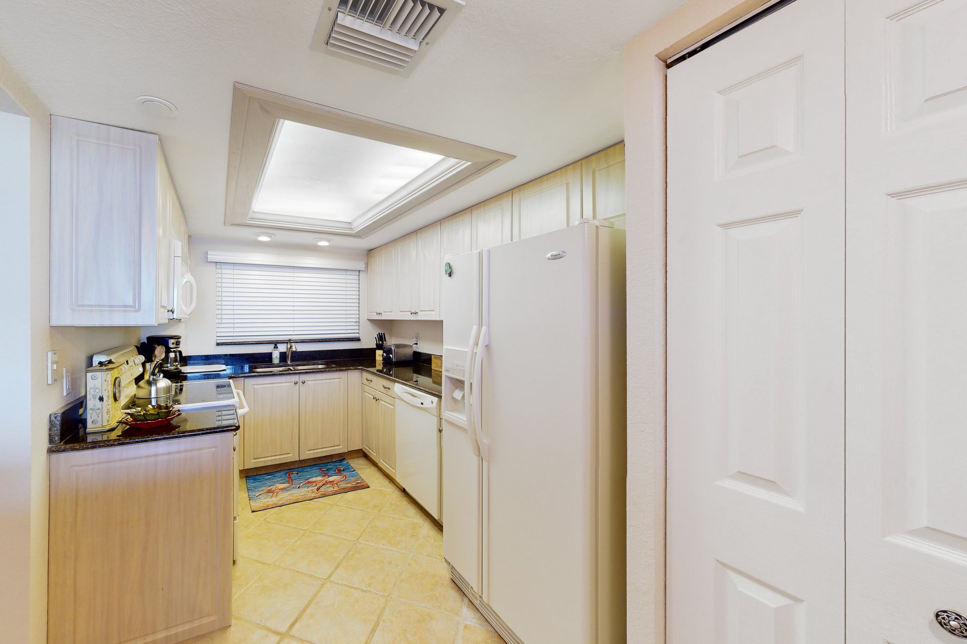 Lighthouse Towers 206 8