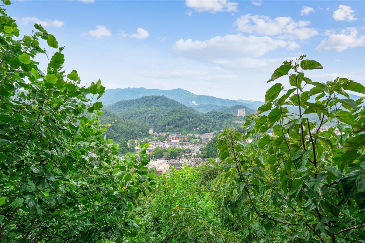 092View