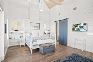 Primary King Bedroom, 2nd Floor