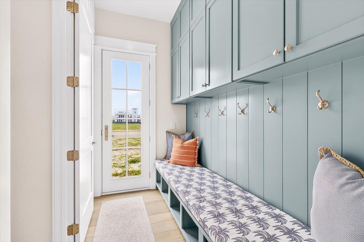 1st Floor, Mud Room