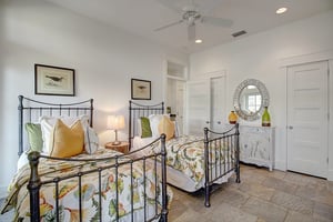 Twin Bedroom, 1st Floor