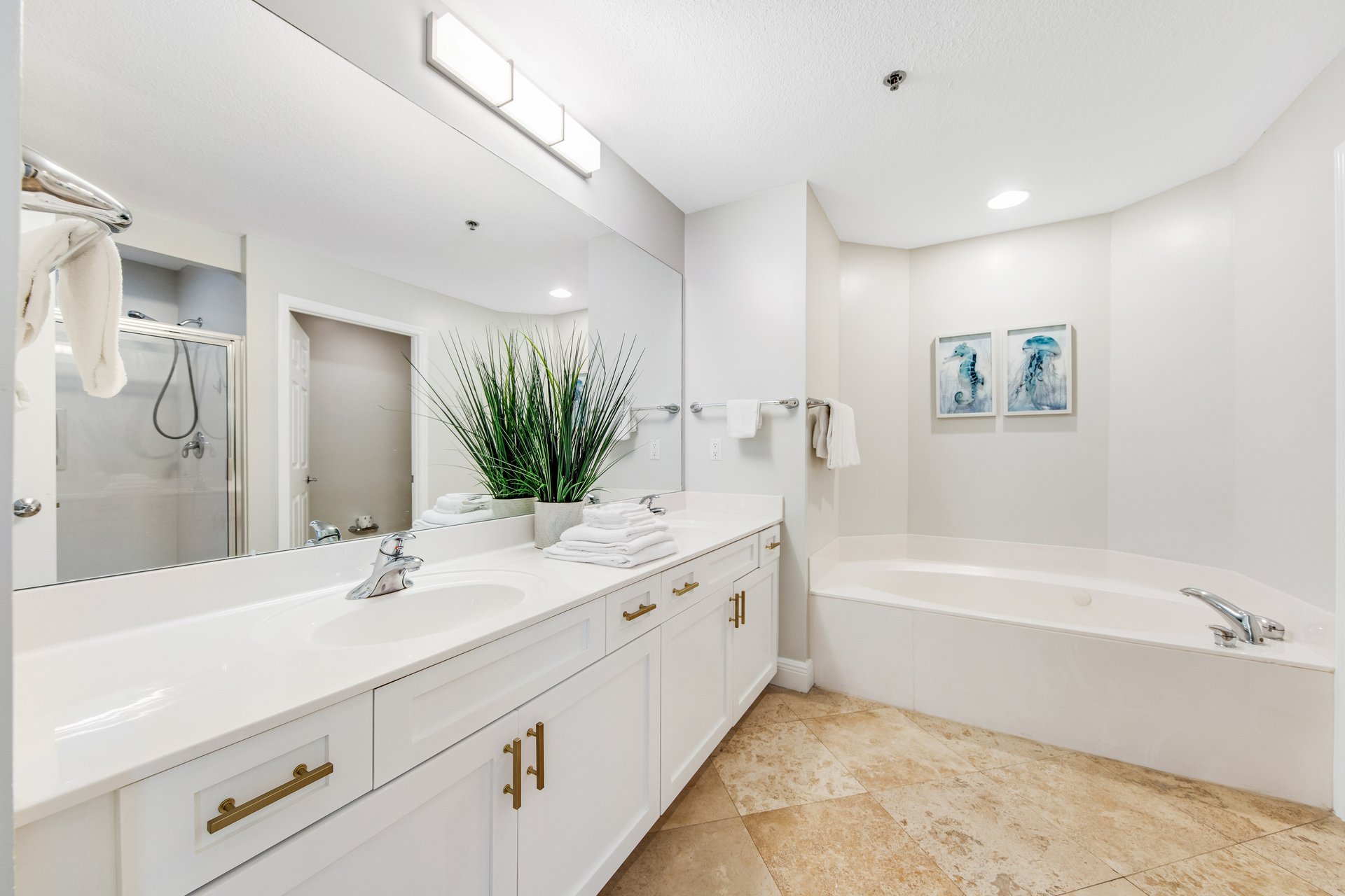 Sterling Beach 607 “Glorious” 27