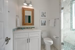 4th King Suite Full Bath, 3rd Floor