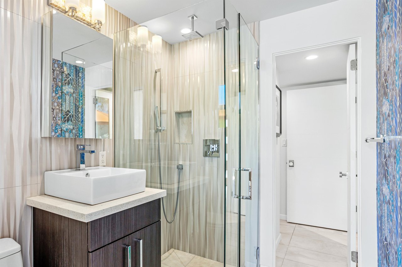 Guest bathroom