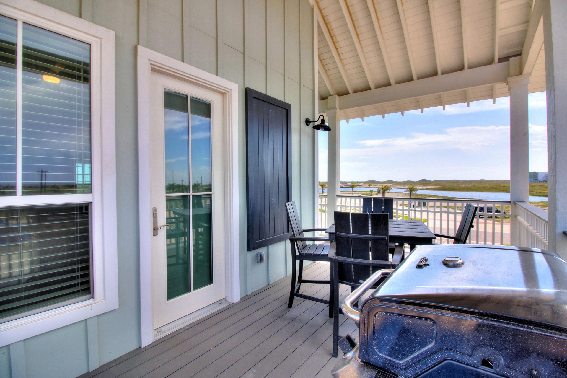 Primary King Suite  Grilling Deck, 2nd Floor