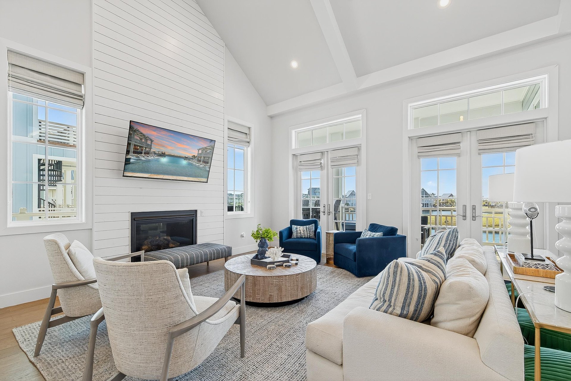 2nd Floor Living Area