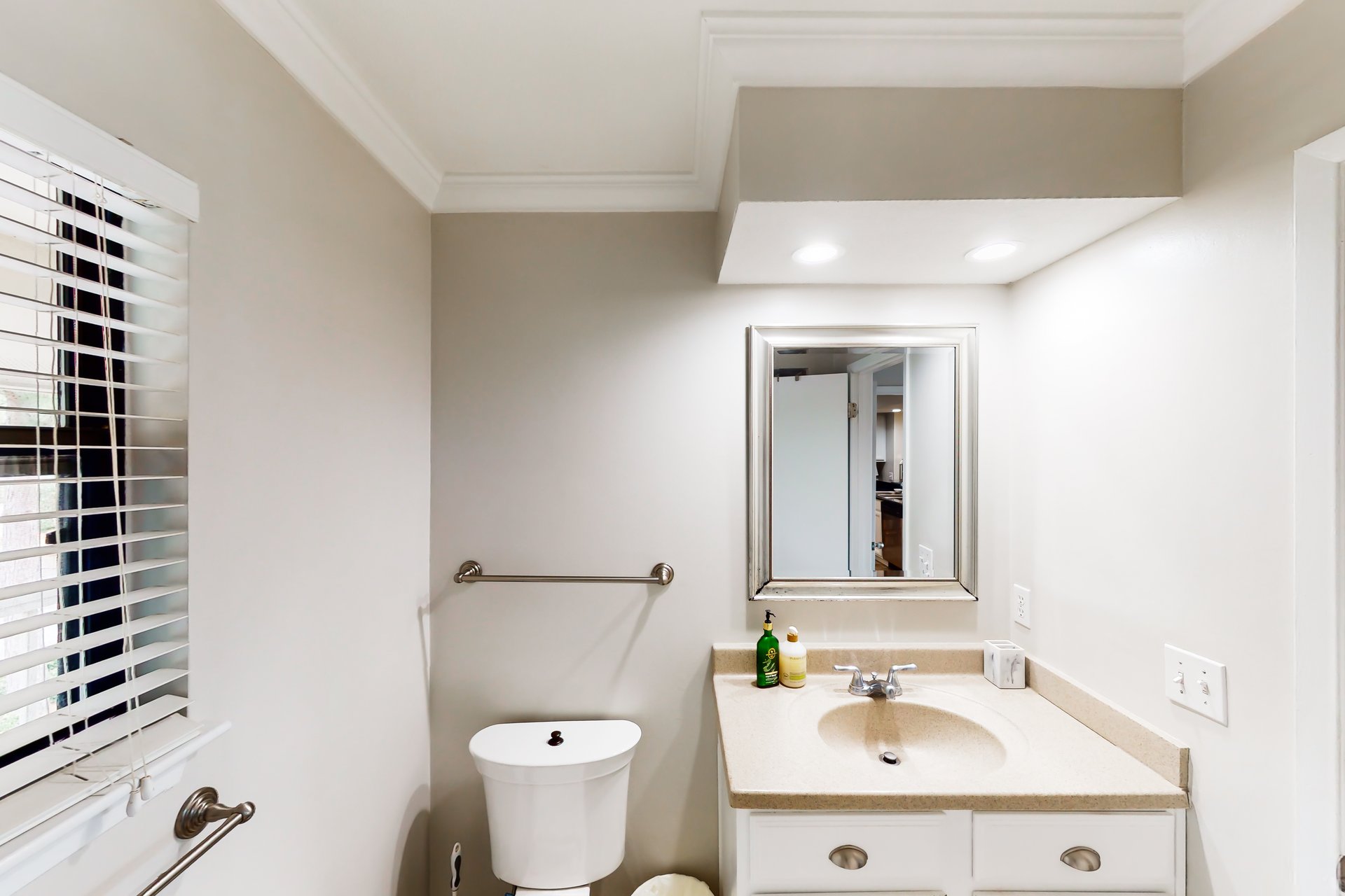 Harbour Point 919 14