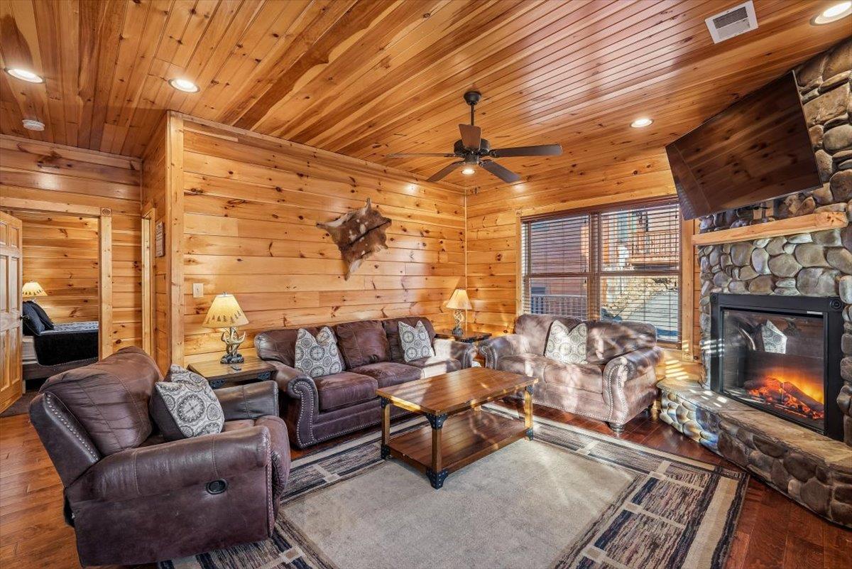 11Living Room