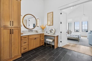 Primary Bathroom, 3rd Floor