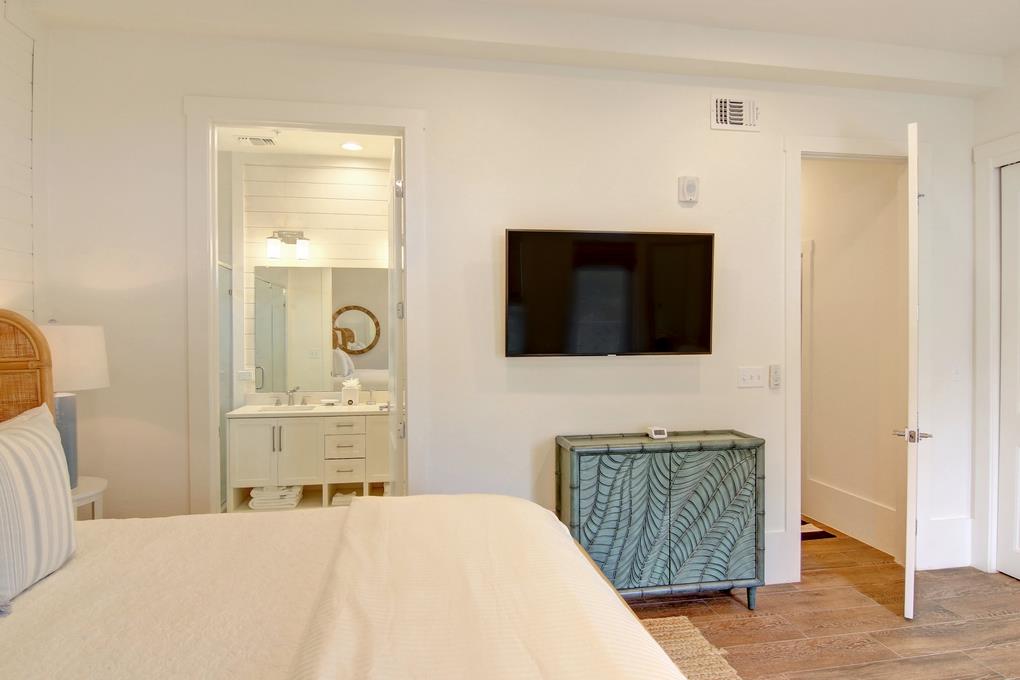 Primary Bedroom, 2nd floor