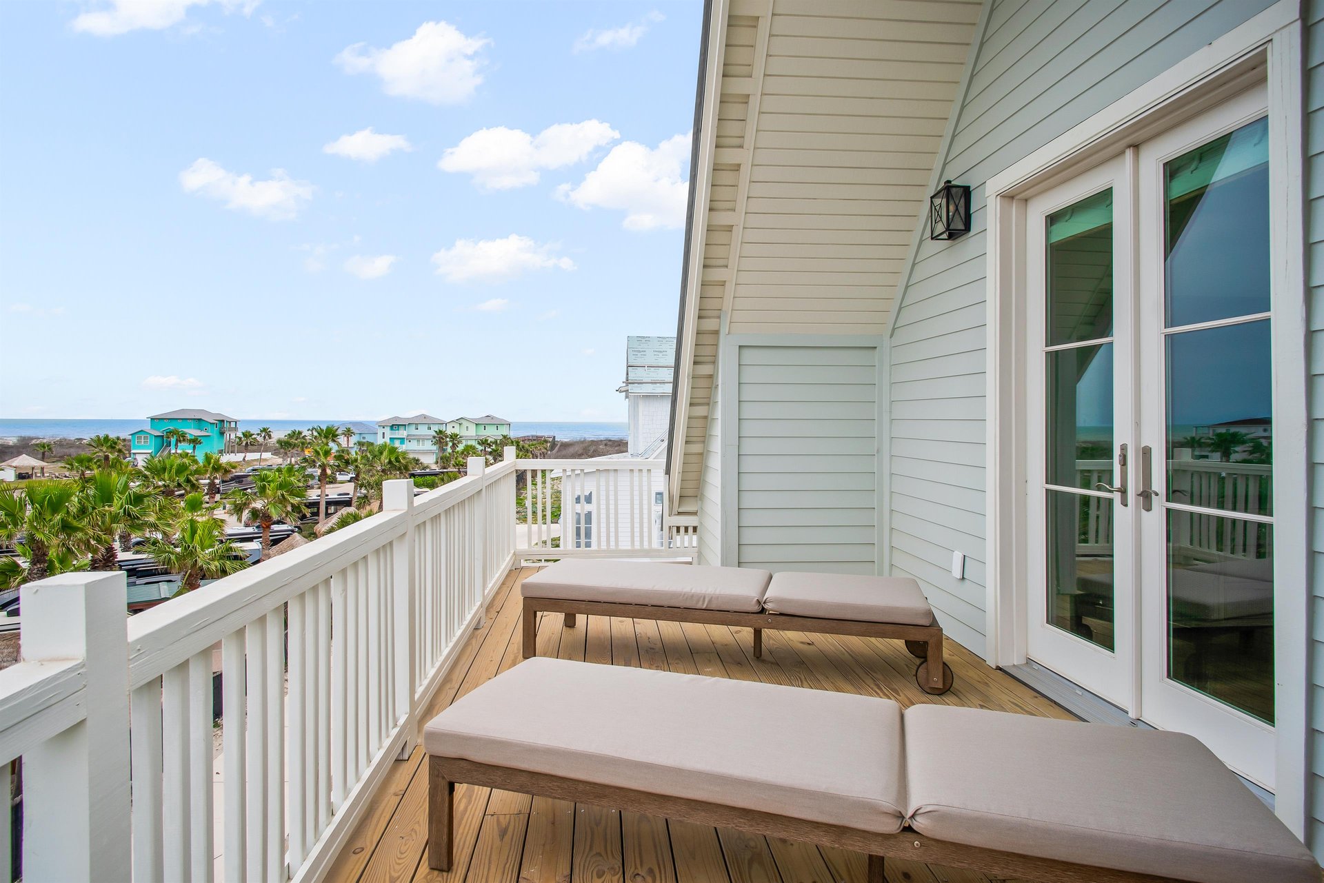 3rd Floor, Primary King Balcony,