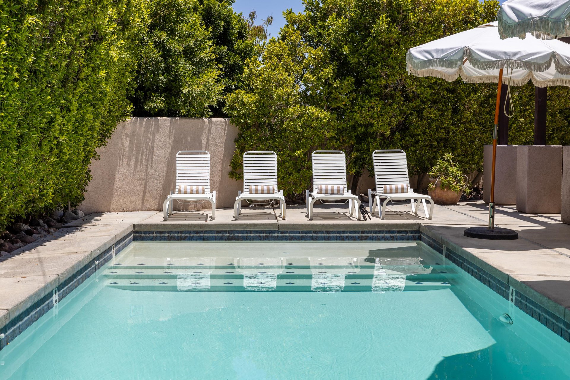 Palm Springs poolside living