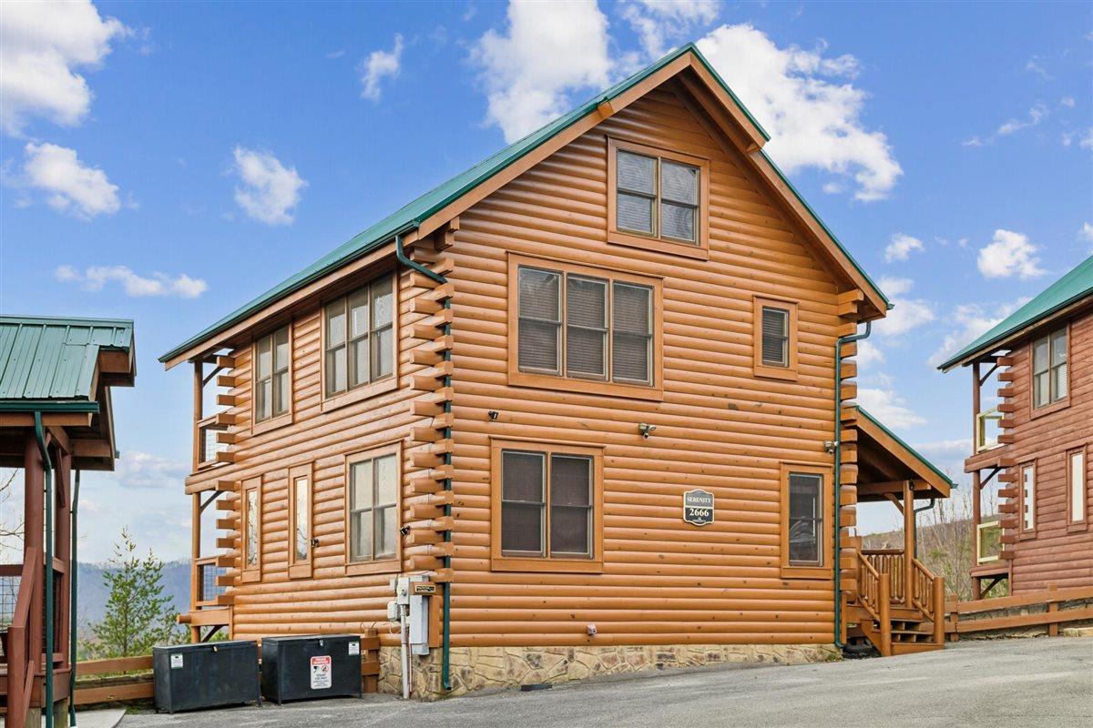 04Front Elevation