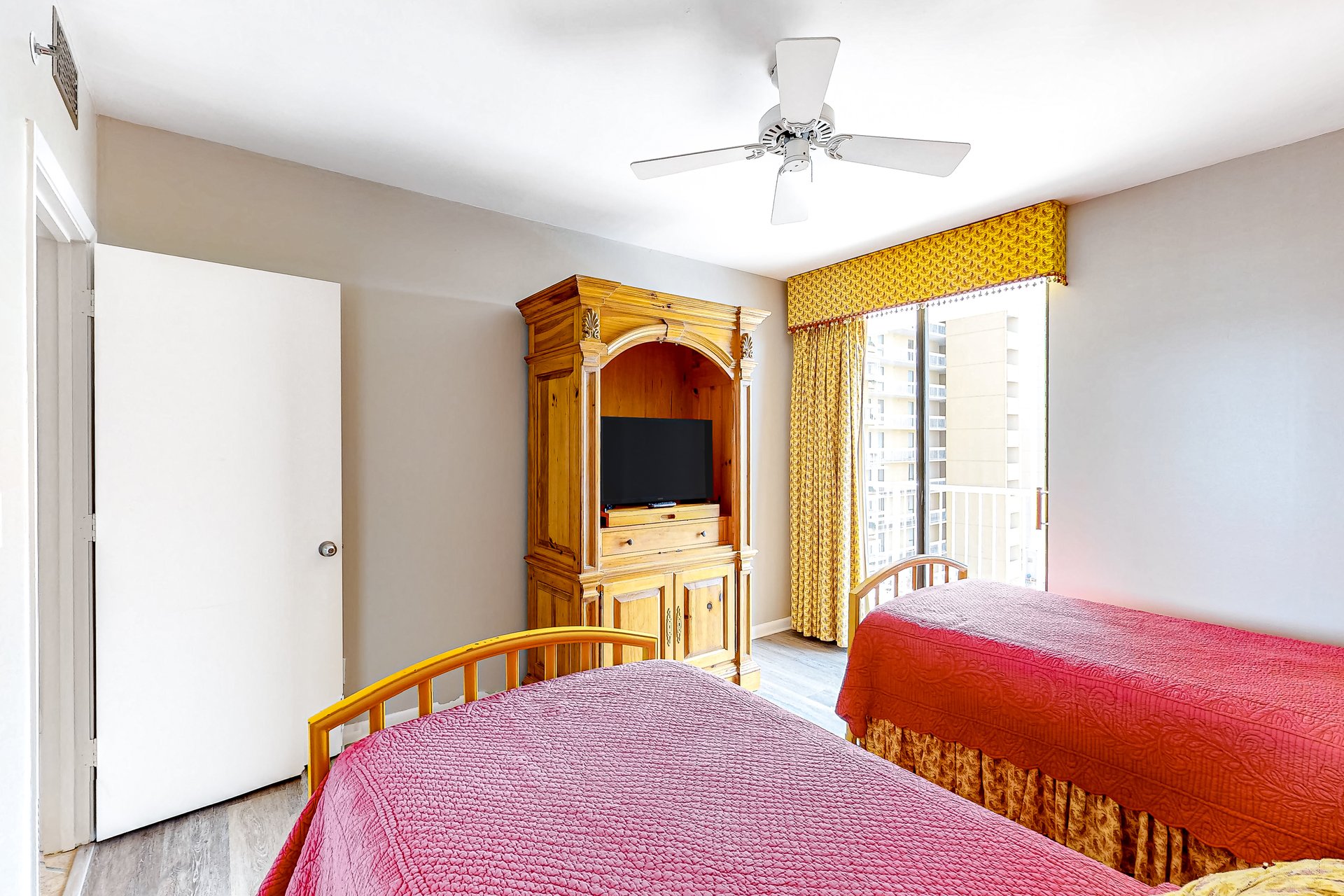 Summer House on Romar Beach 706A 20