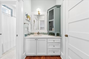 1st Floor, Jack  Jill Bathroom
