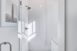 Shared Bathroom, 2nd Floor