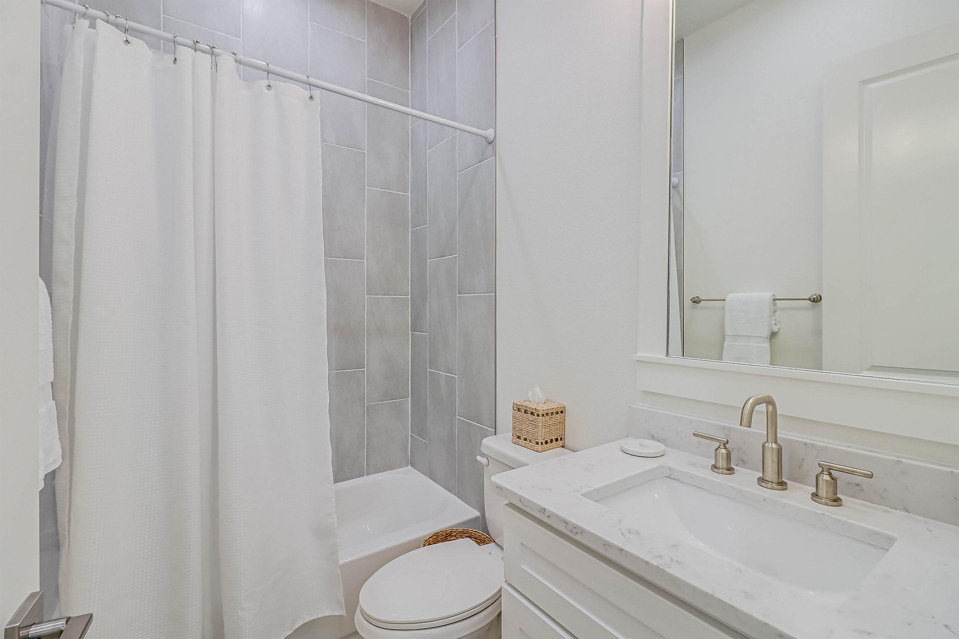 Shared Bathroom with ShowerTub Combo