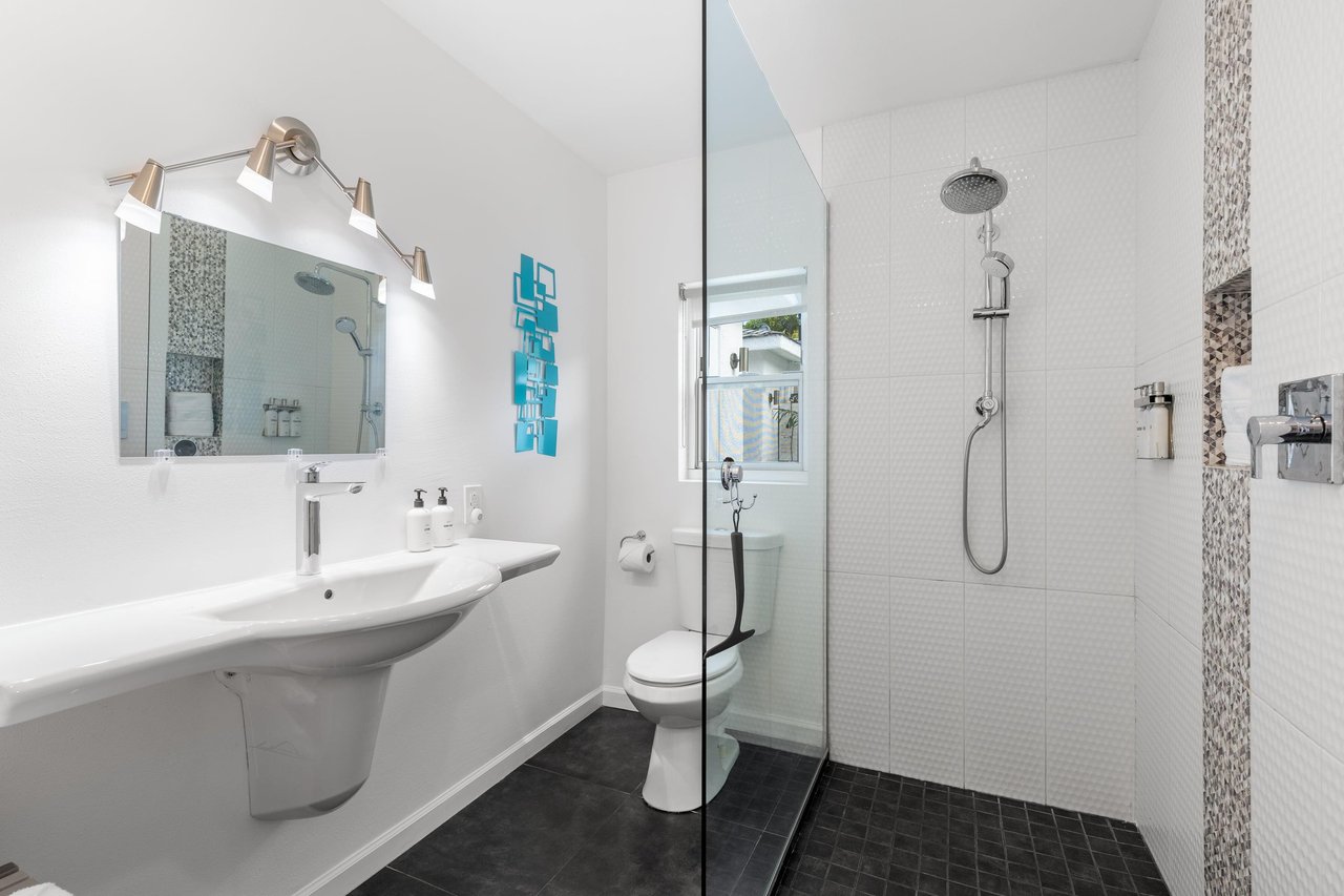 Guest bathroom