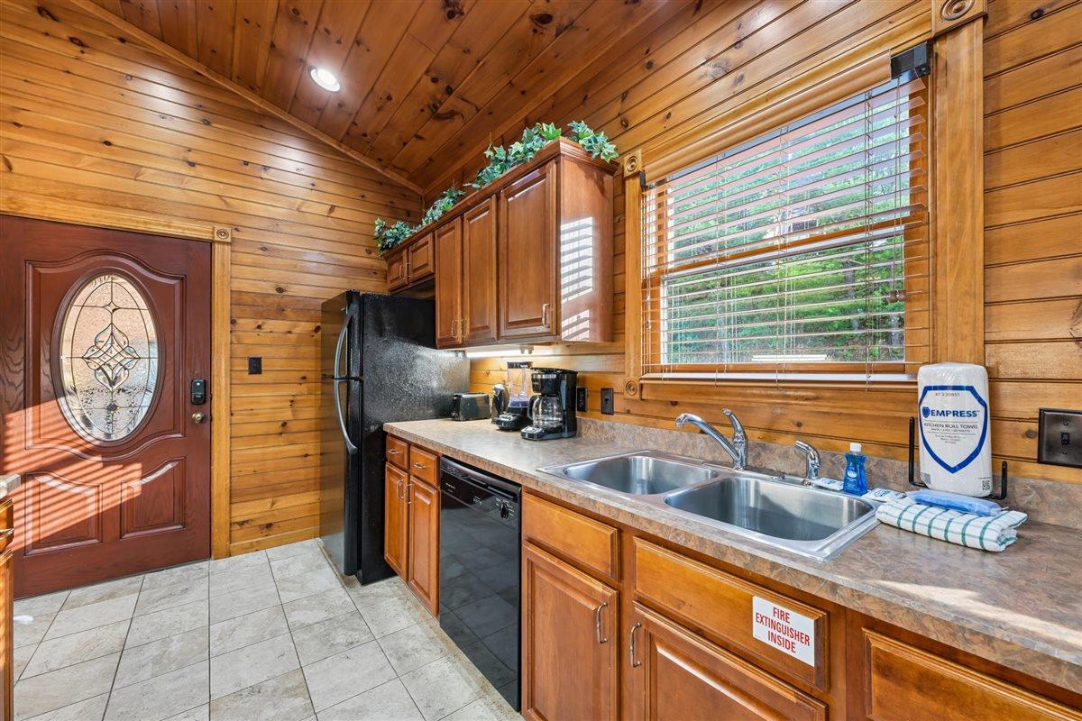 17Kitchen