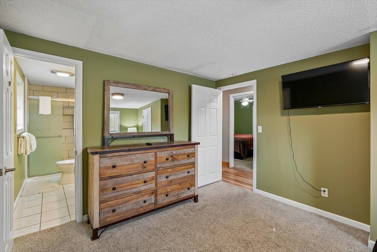 39Primary Bedroom