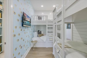 Bunk Room, 2nd Floor