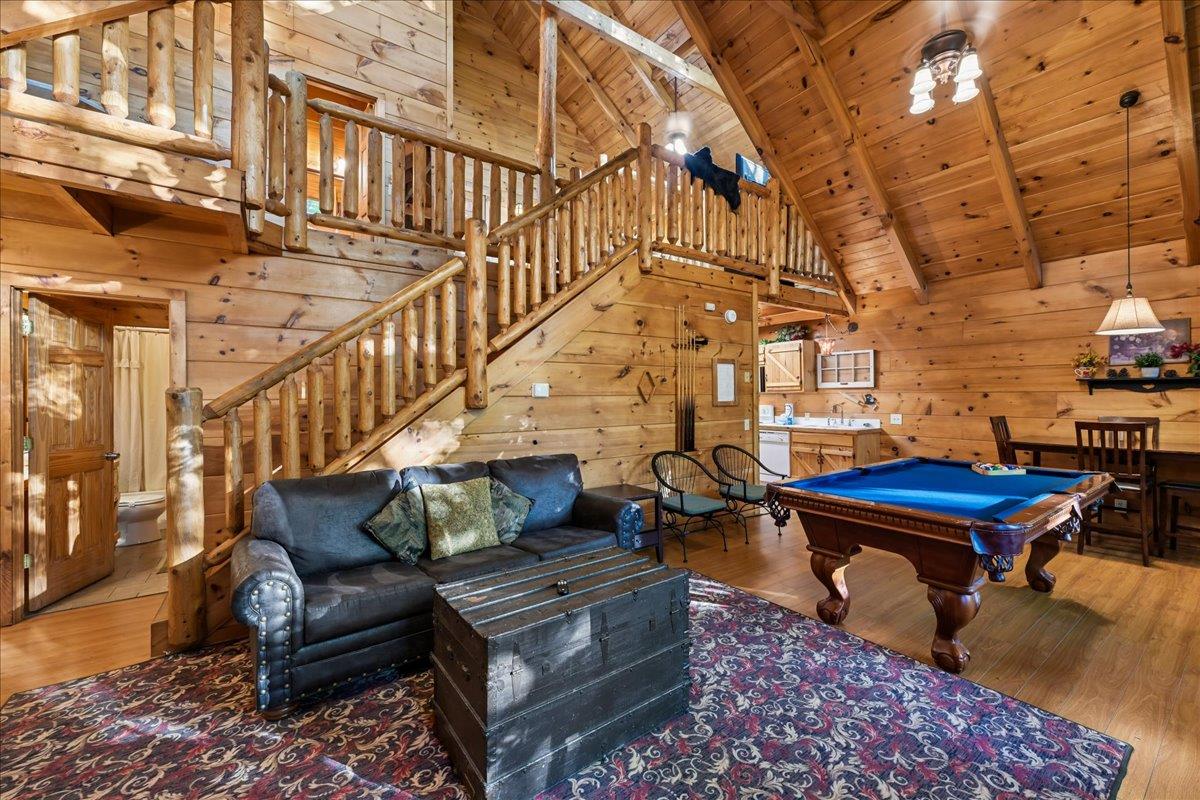 04Recreation Room