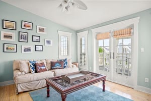 3rd Floor, Living Room