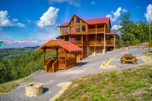Picnic Area, Covered Grill Area and Fire Pit