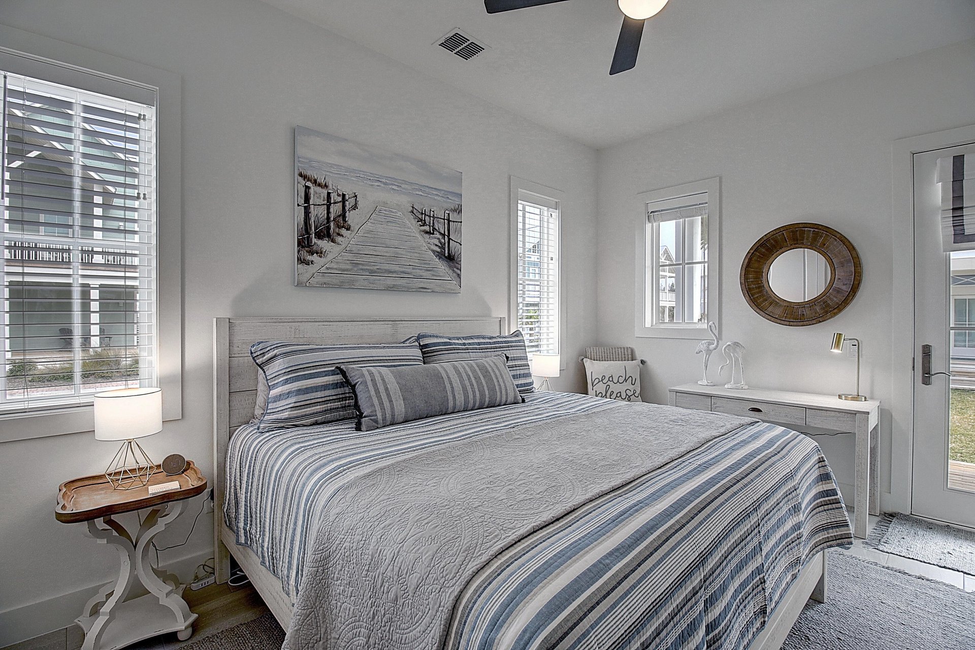 King Bedroom, 1st Floor