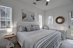 King Bedroom, 1st Floor