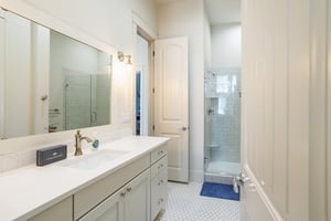 Bunkroom Bathroom, 1st Floor