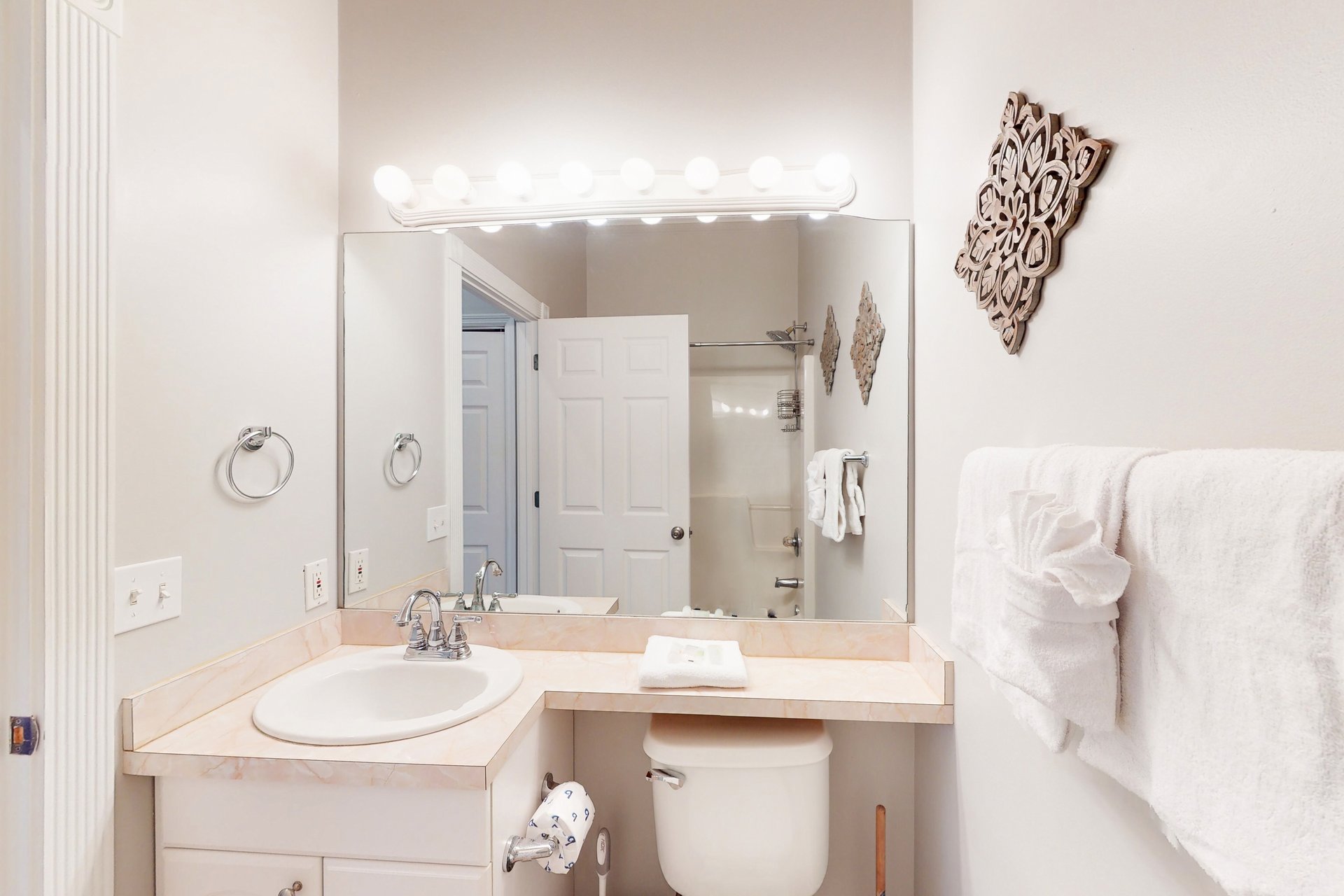 Peaches to Beaches 18