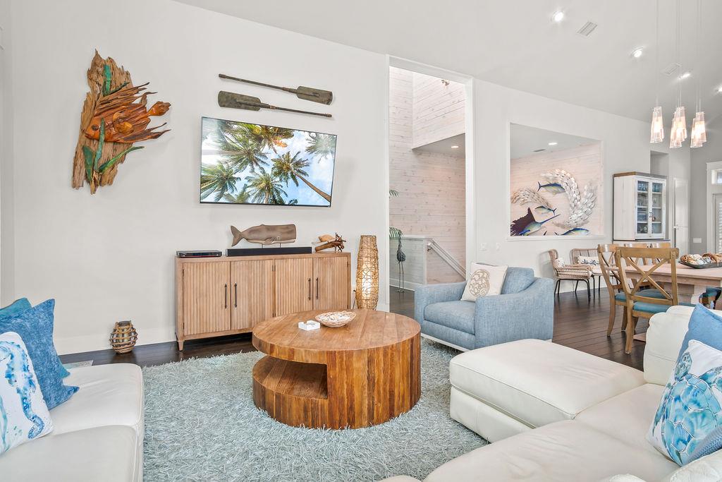 Living Room, 2nd Floor