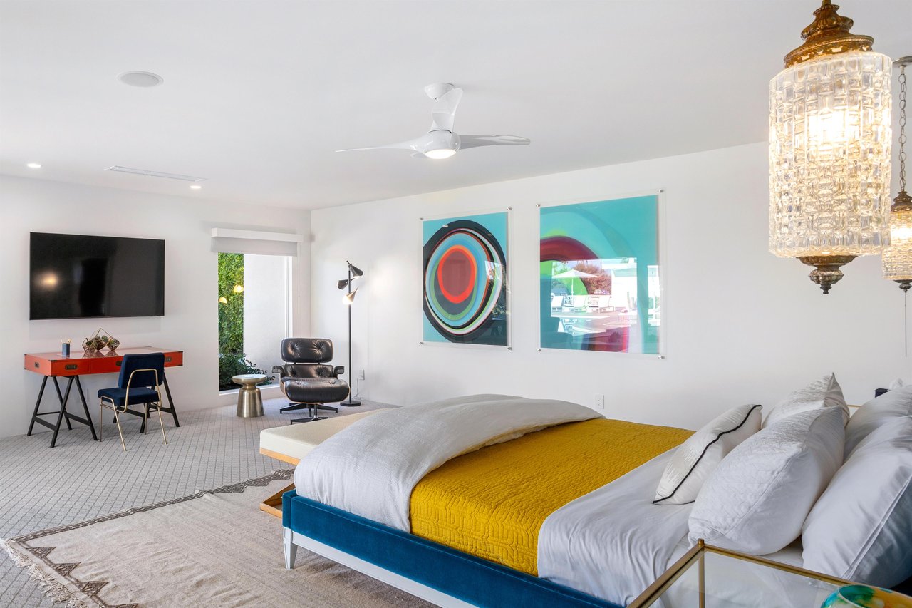 Spacious Primary Suite