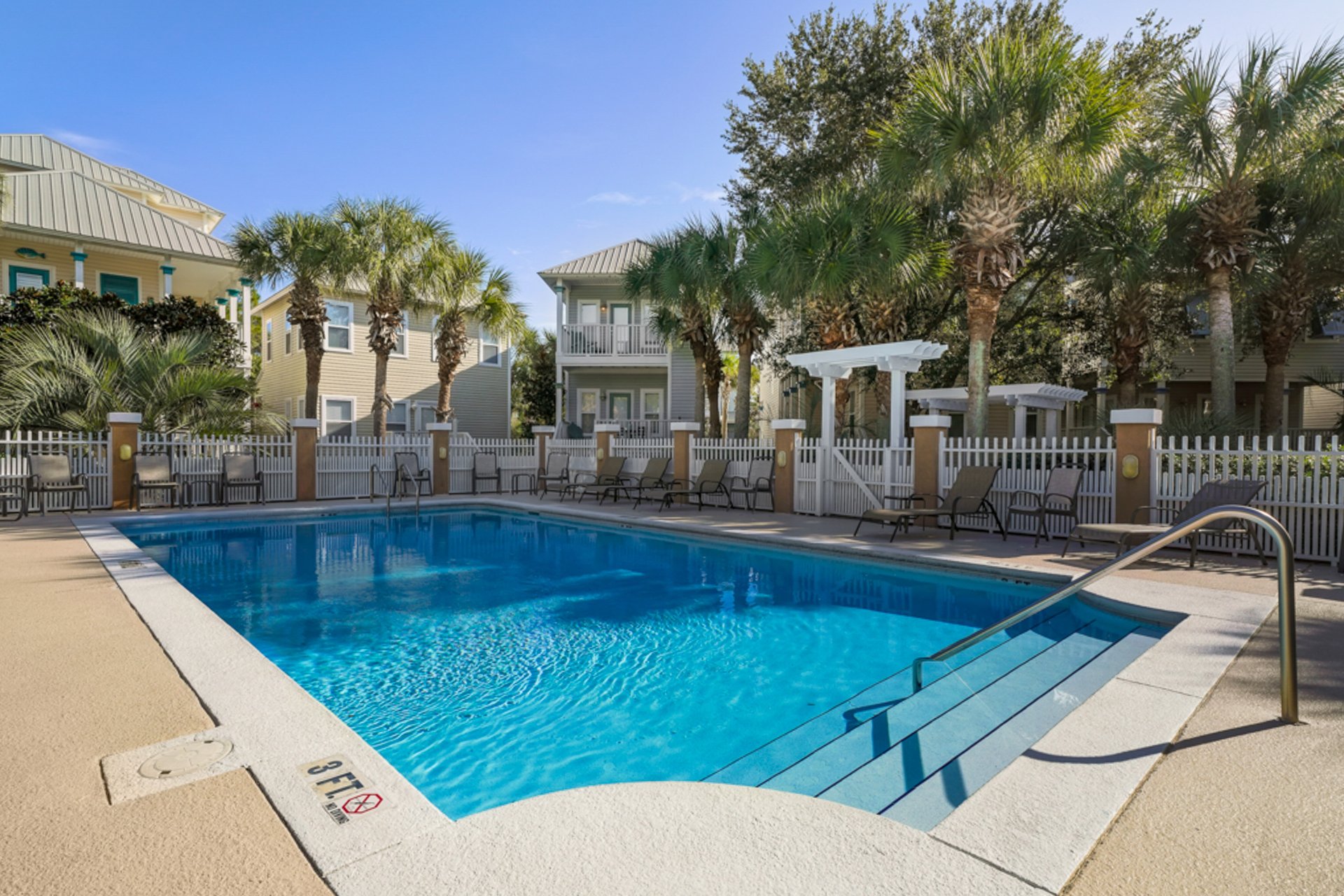 Blue Lagoon at Emerald Dune 3