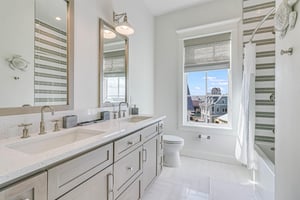 Right Side Bunk Bathroom, 3rd Floor