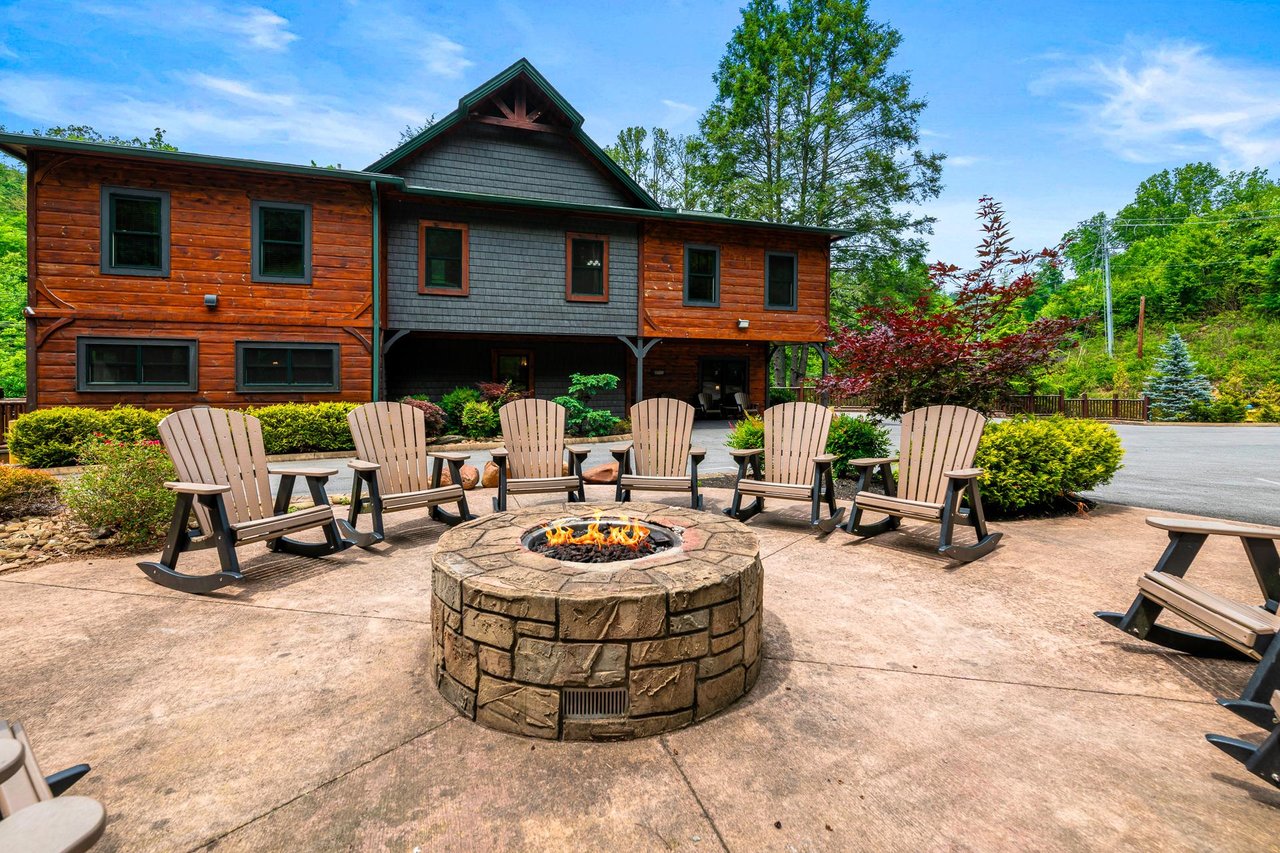 The Gatlinburg Lodge 277