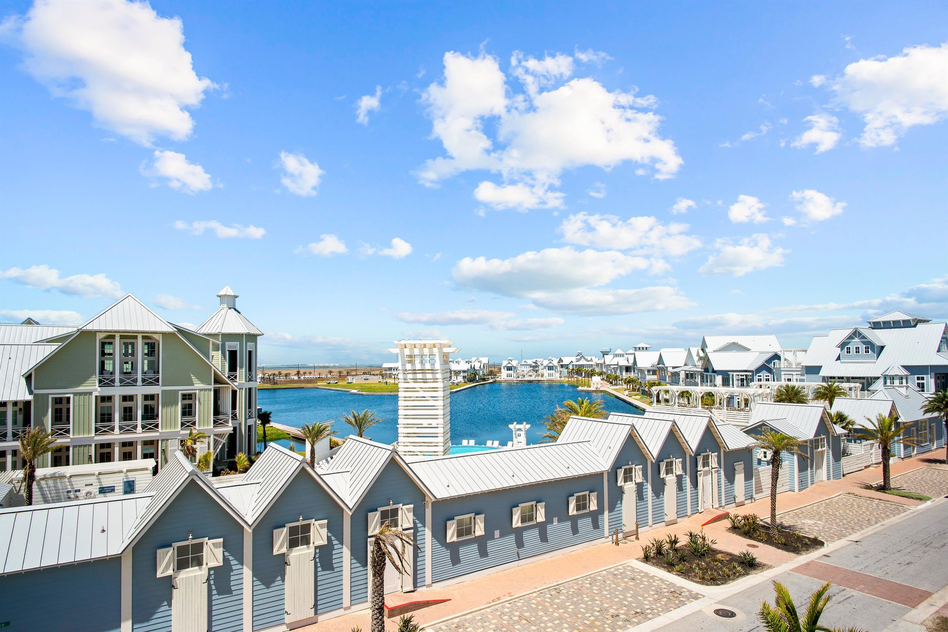 Pool View Balcony, 3rd Floor