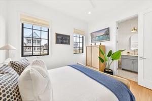 1st Queen Bedroom, 1st Floor