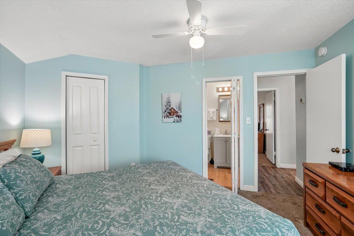 12Primary Bedroom